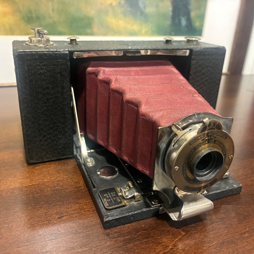 Antique Kodak No 2 Folding Pocket Brownie Model B Red Bellows Camera 1900s